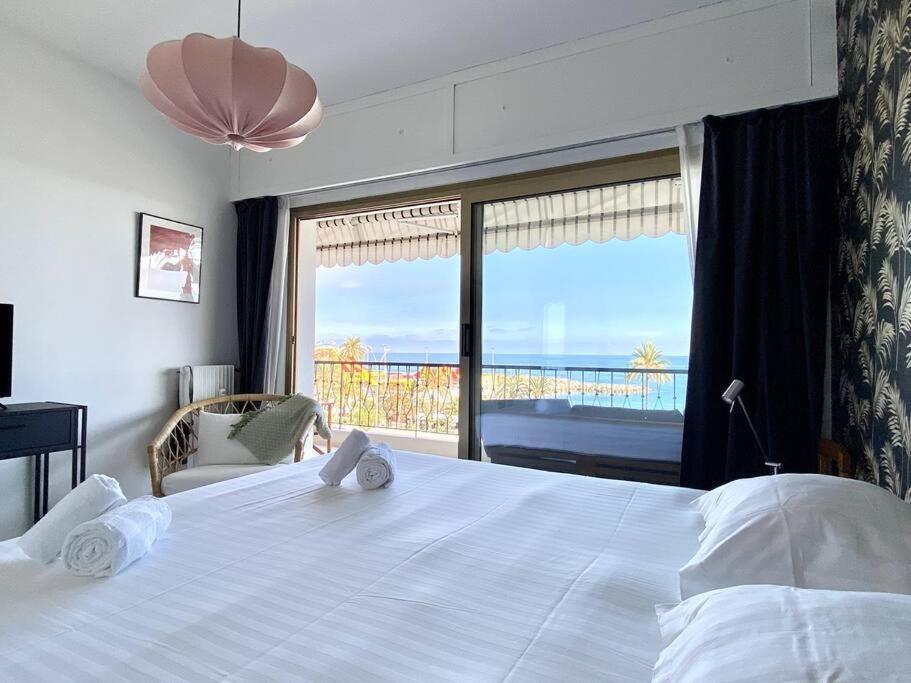 Le Garavan-Vue Mer-Plage-Clim-Terrasse Menton Exterior photo